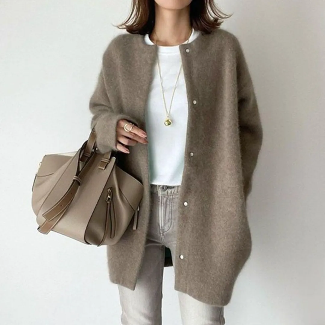 Chlo | Elegant Cashmere Cardigan