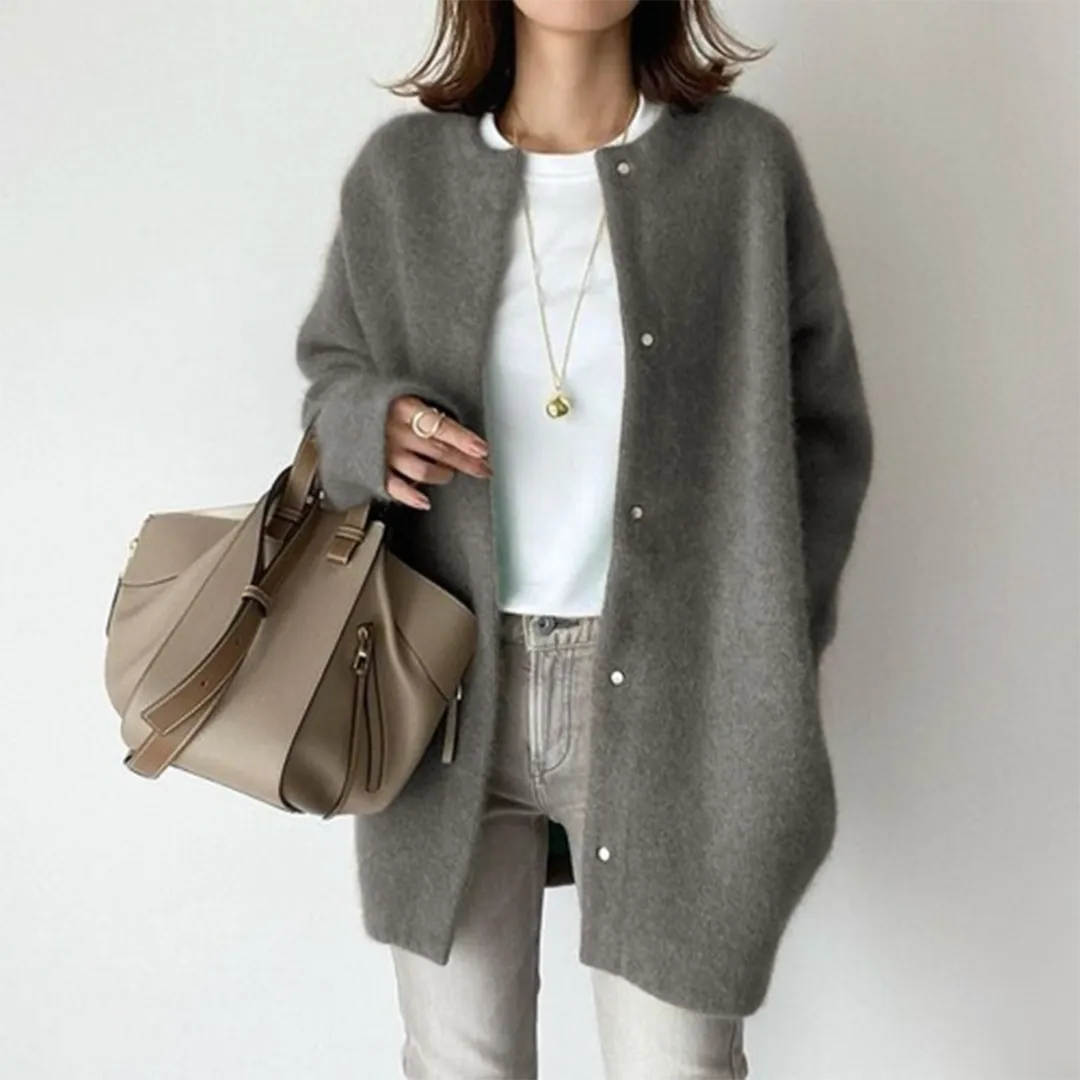 Chlo | Elegant Cashmere Cardigan