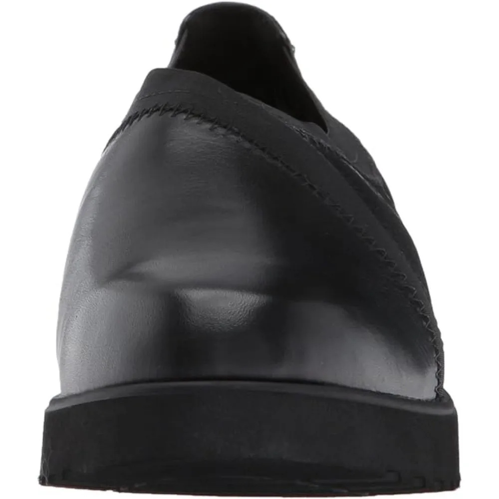 Clarks Women's Bellevue Cedar Slip-on Loafer Black Leather