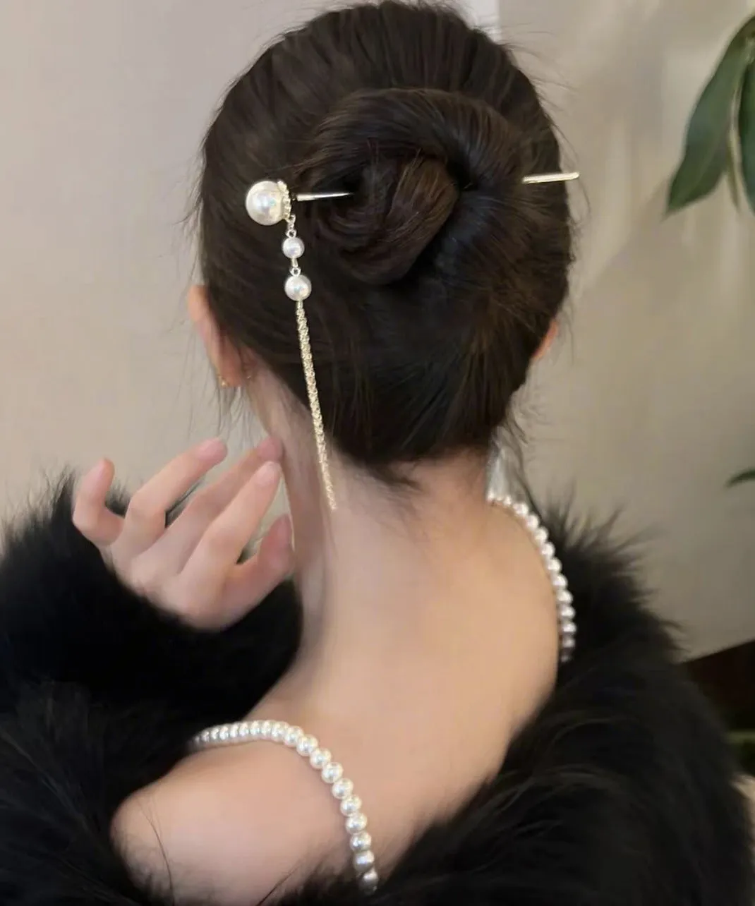 Classy White Sterling Silver Overgild Pearl Butterfly Tassel Hairpin AB1079