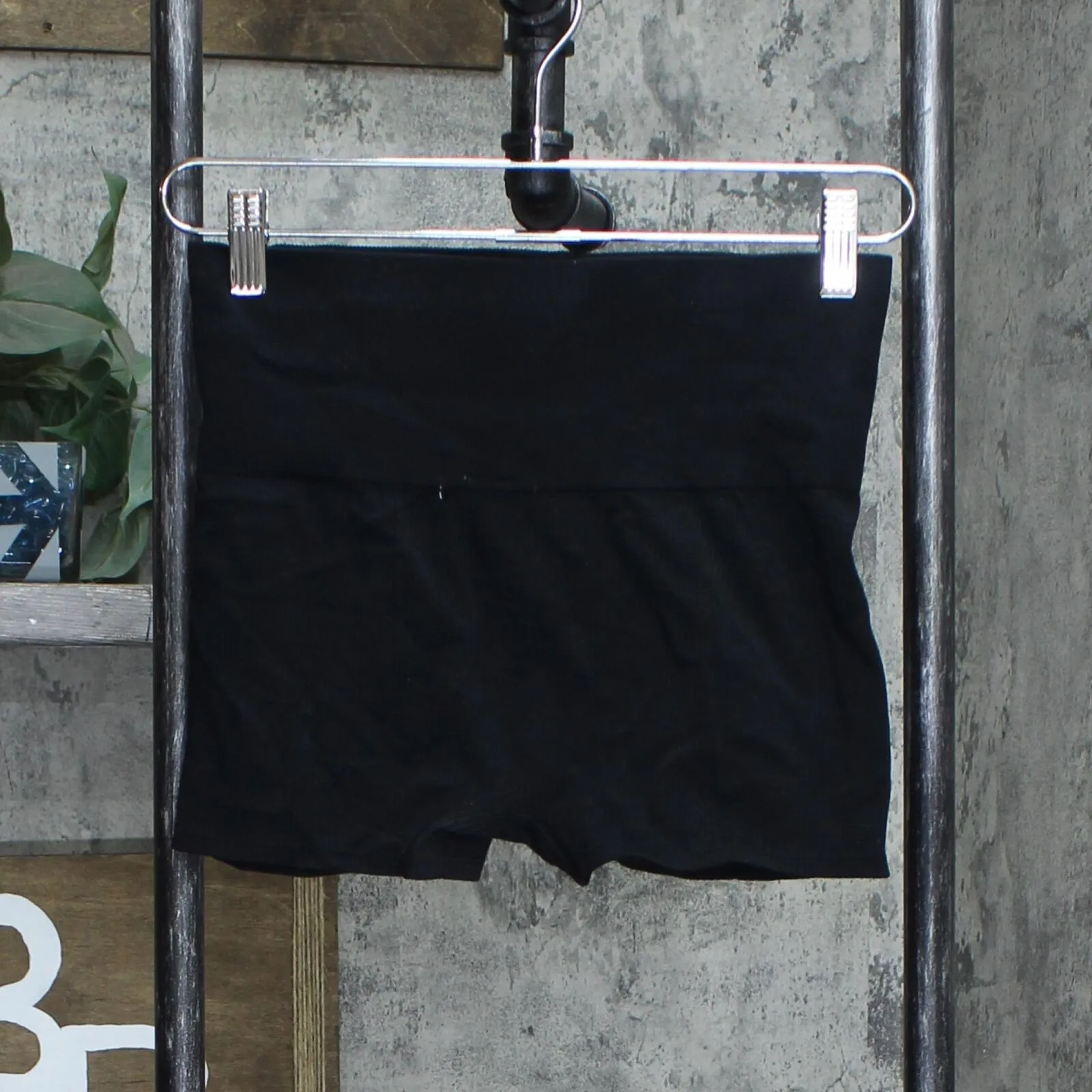 Colsie Women's Ribbed Seamless Bike Shorts Black M