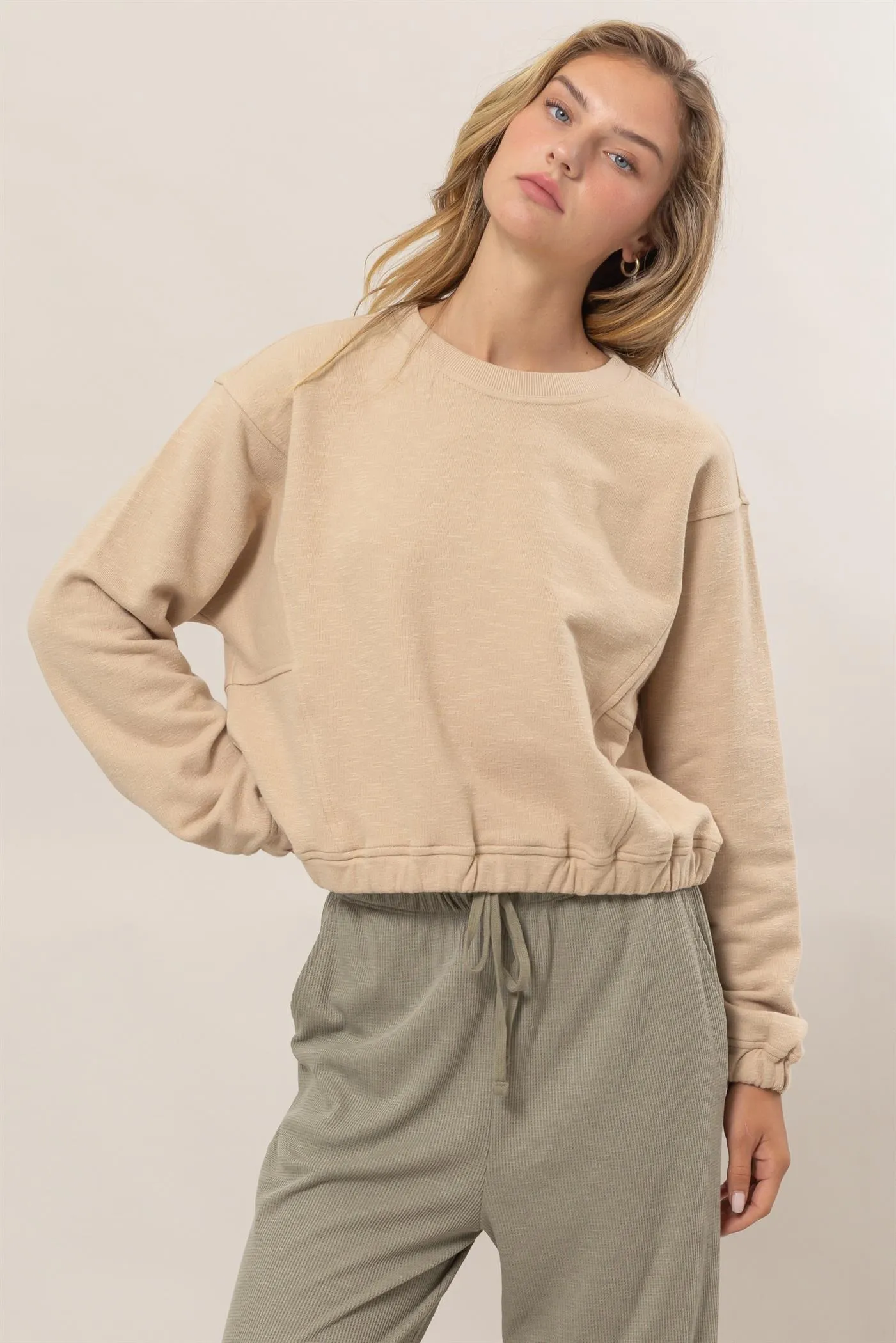 DZ24F991-Cropped Pullover Sweatshirt
