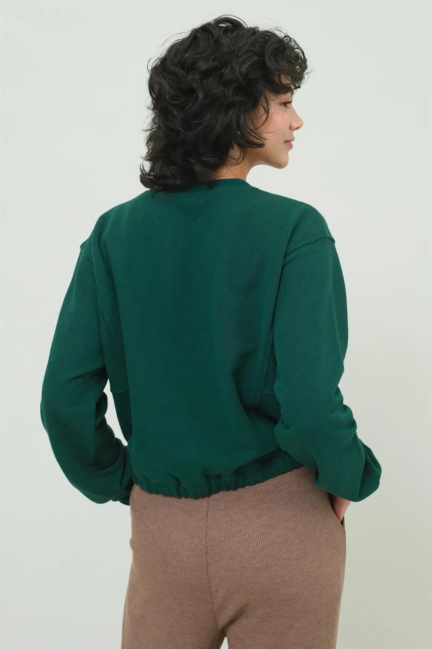 DZ24F991-Cropped Pullover Sweatshirt