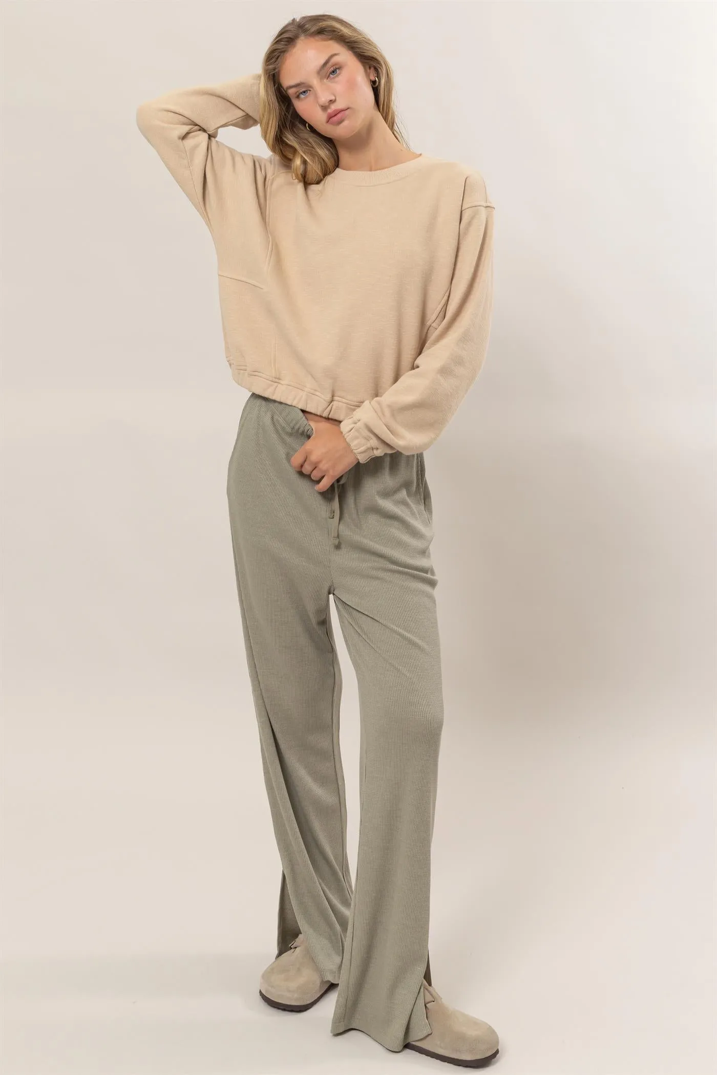 DZ24F991-Cropped Pullover Sweatshirt