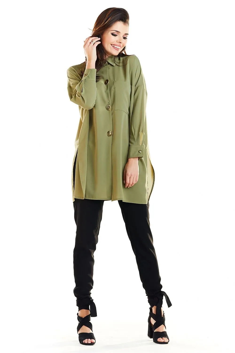 Elegant Gold-Accented Oversized Shirt - Effortless Chic