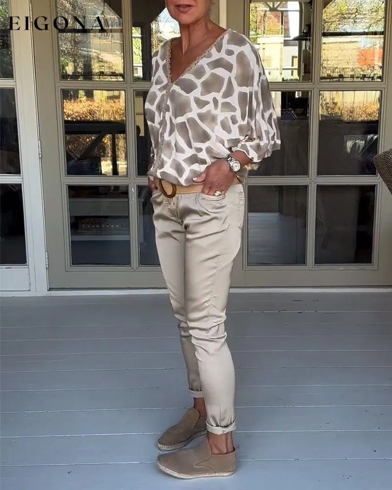 Elegant printed V-neck bat sleeves blouse