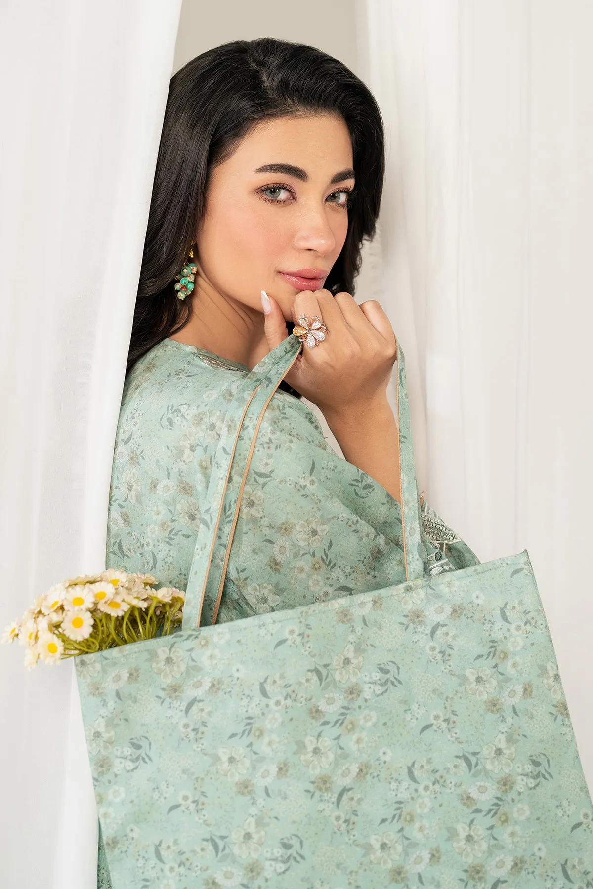 EMBROIDERED VISCOSE SILK SF-4048