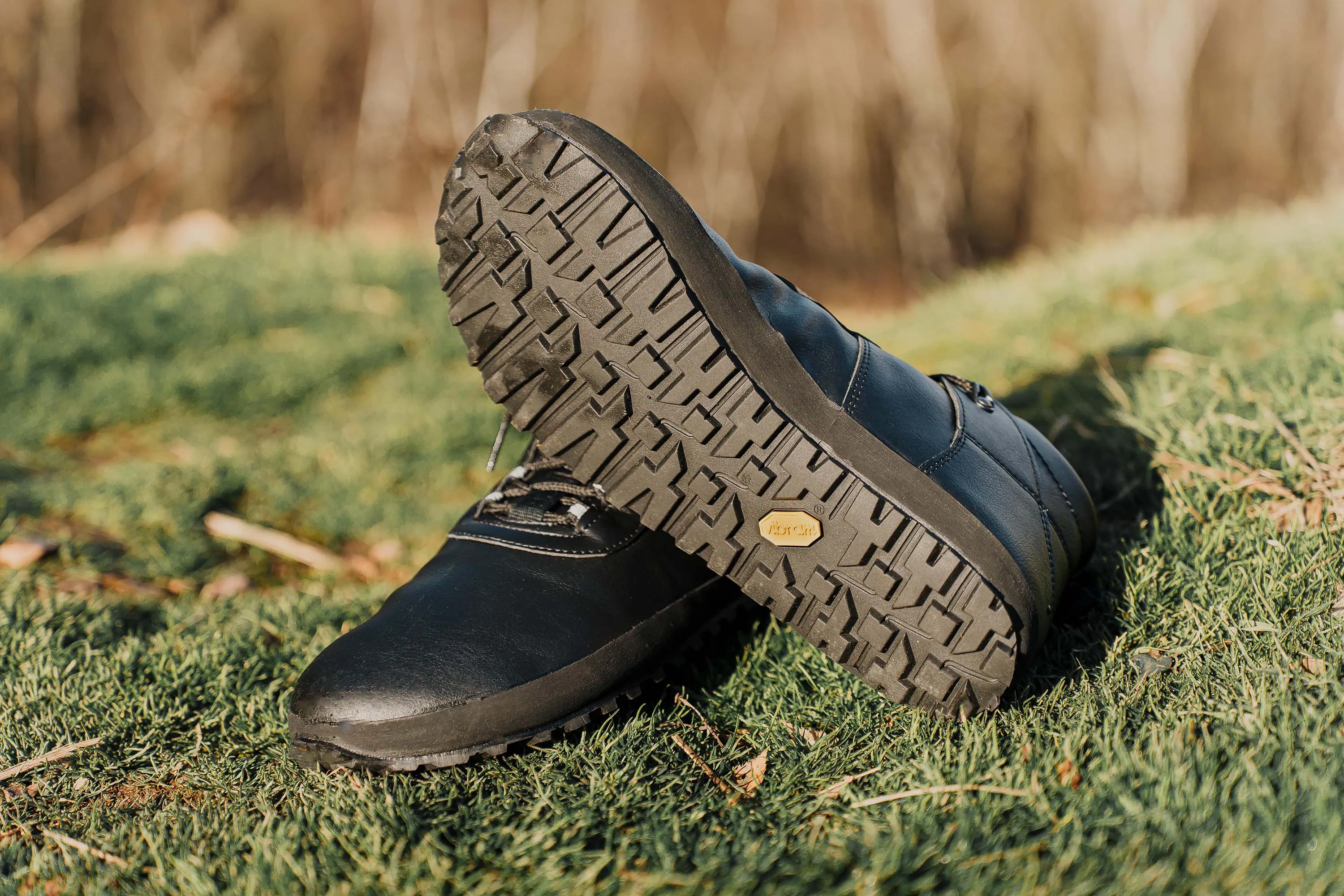 Men's Hiker black barefoot ankle trekking boots