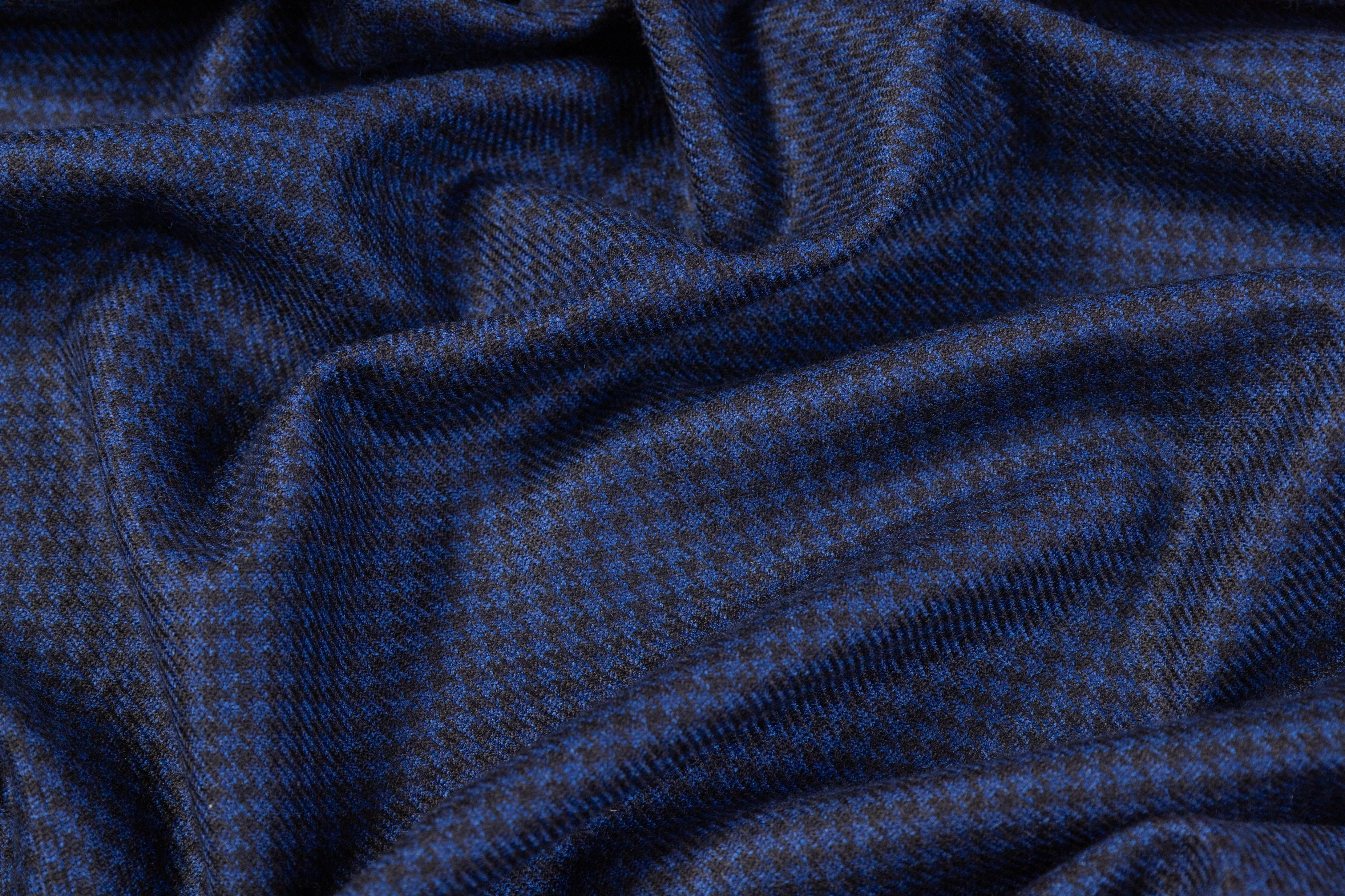 Micro Houndstooth Italian Wool Suiting -