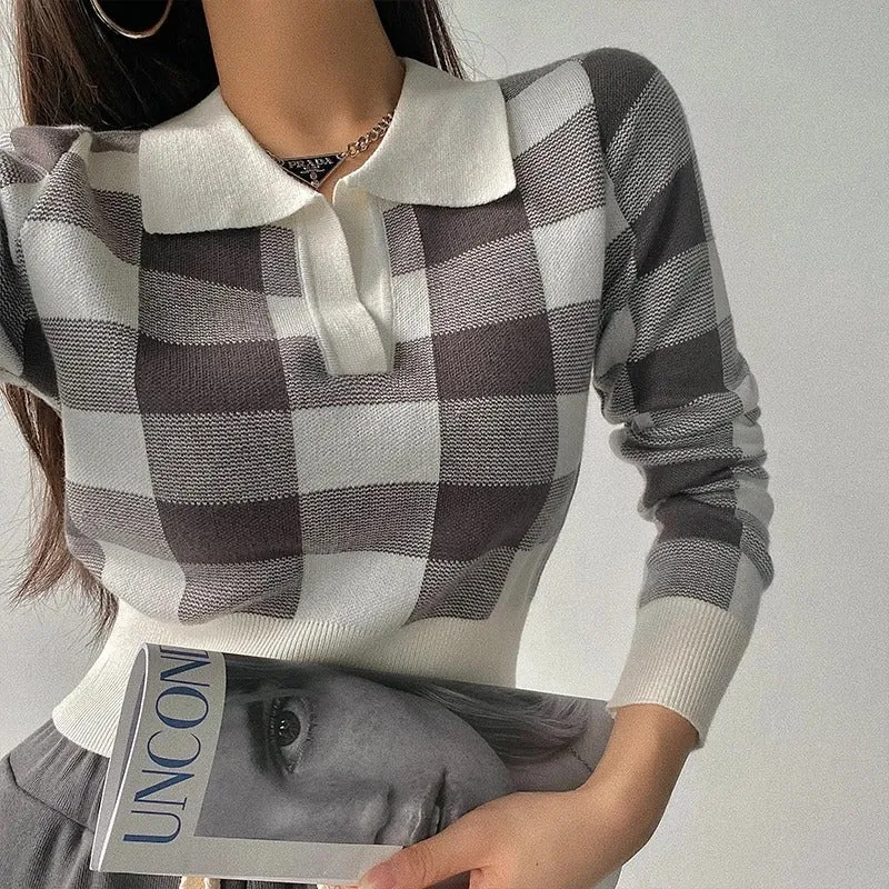 Mila Sweater Plaid Polo | Stijlvolle, trendy geruite dames polotrui met V-hals