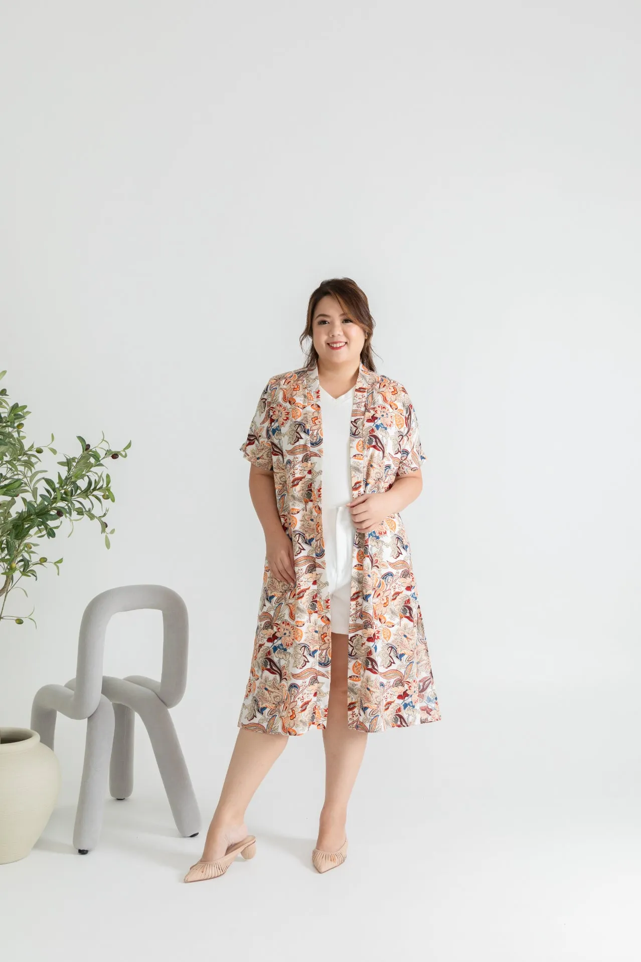Printed Throw Outerwear (Batik)