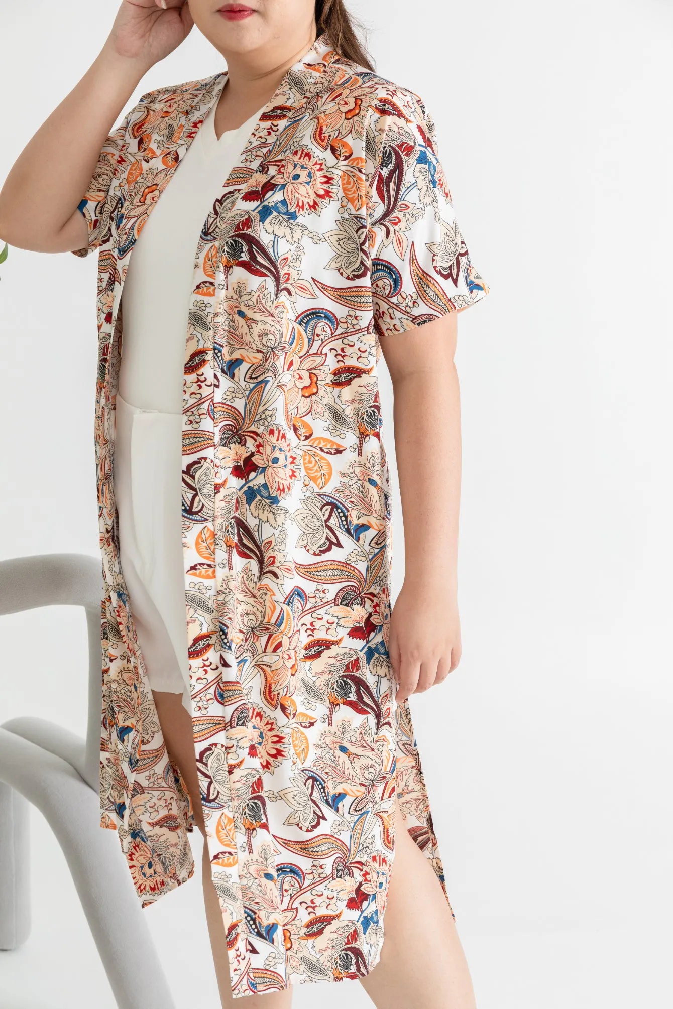 Printed Throw Outerwear (Batik)