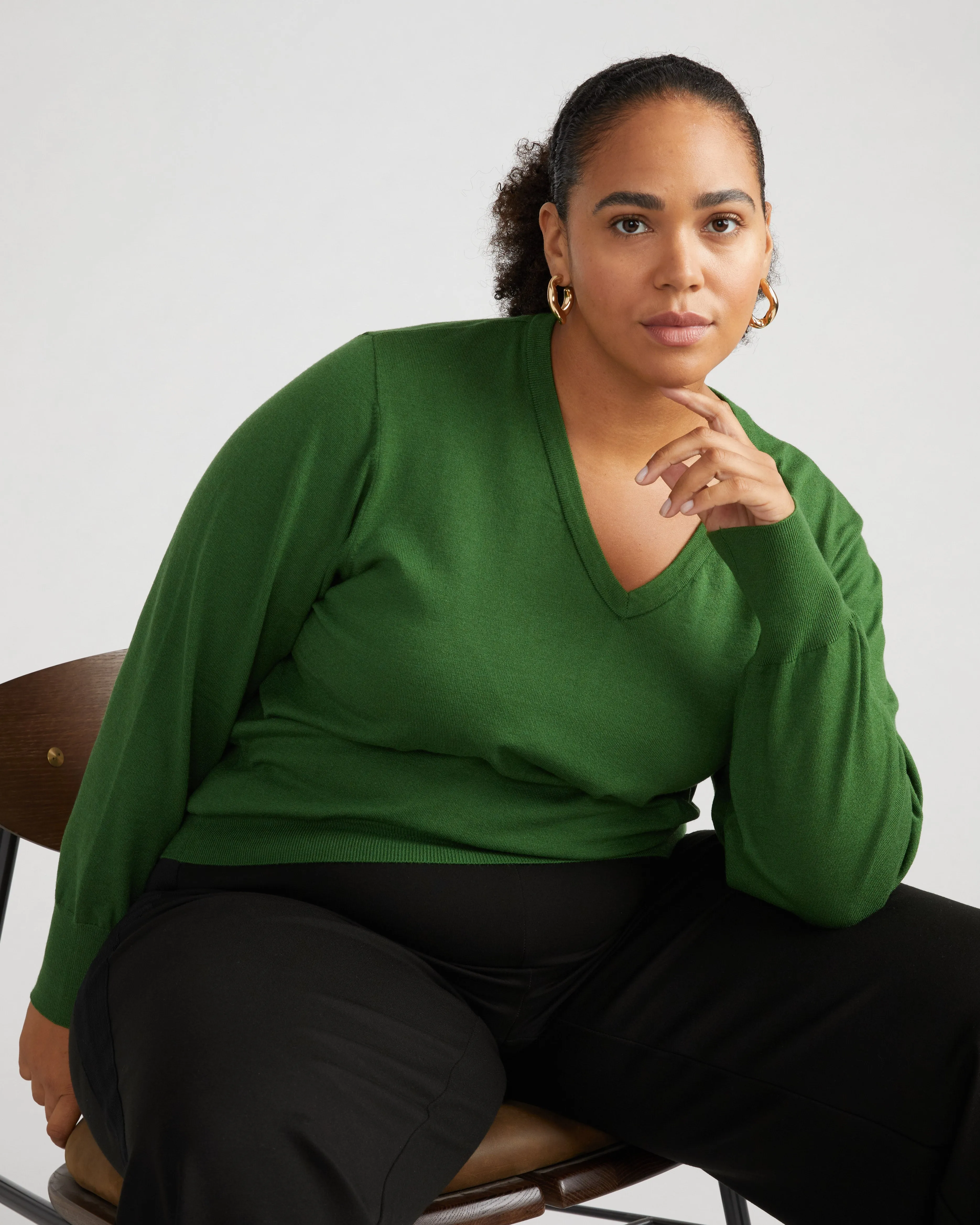 Savvy Fine Knit V Sweater - Fairway