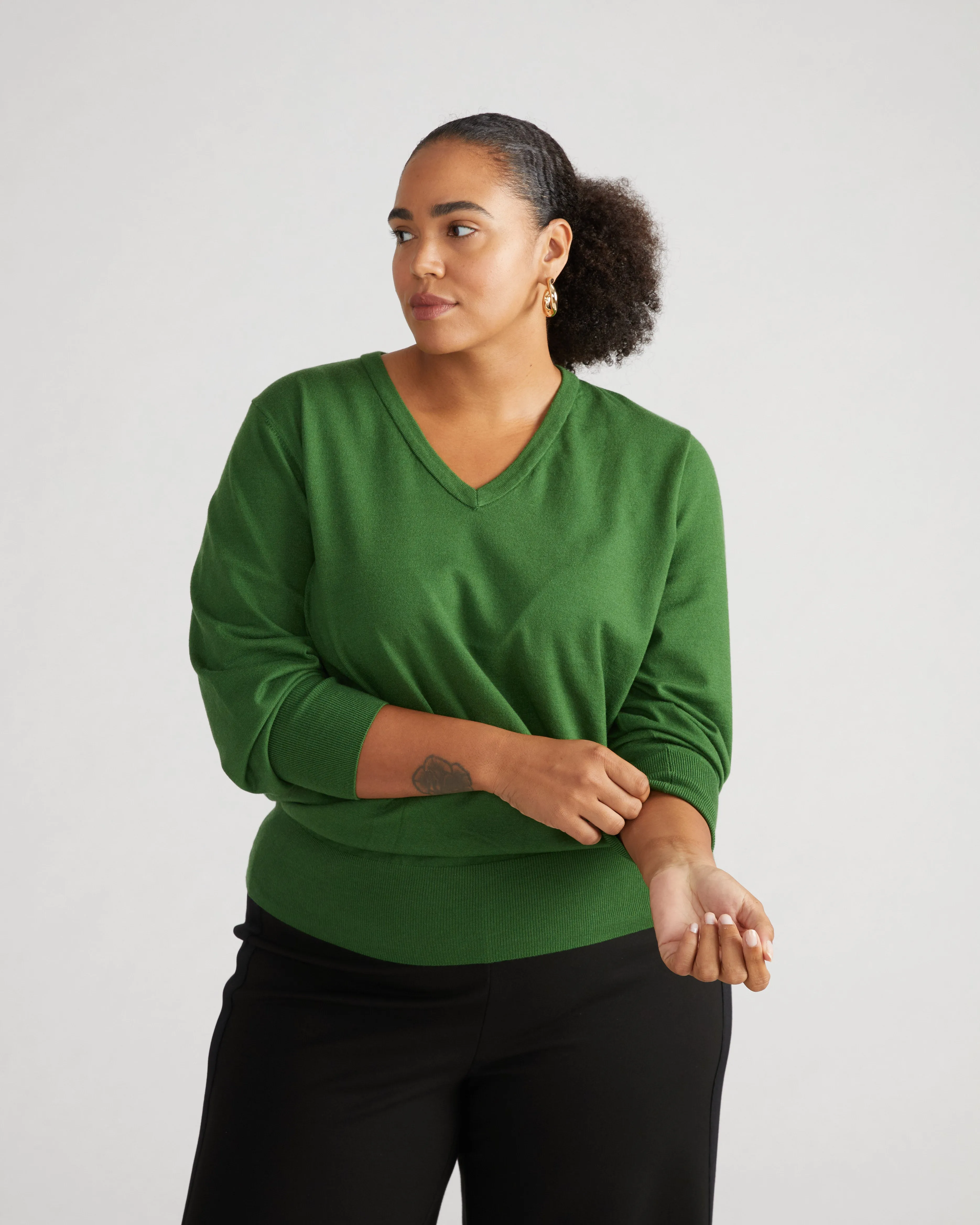 Savvy Fine Knit V Sweater - Fairway